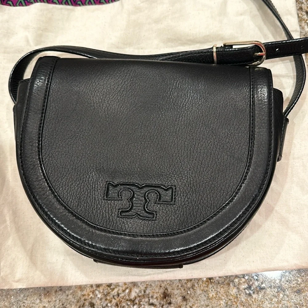 Tory Burch crossbody purse - Picture 2 of 6